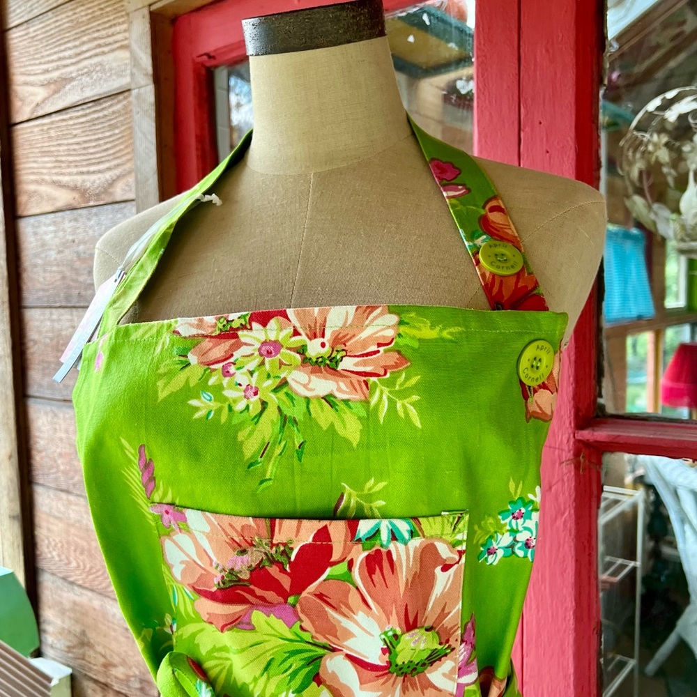 🌺Spring Blooms Chef Apron🌺 - Picture 3 of 9